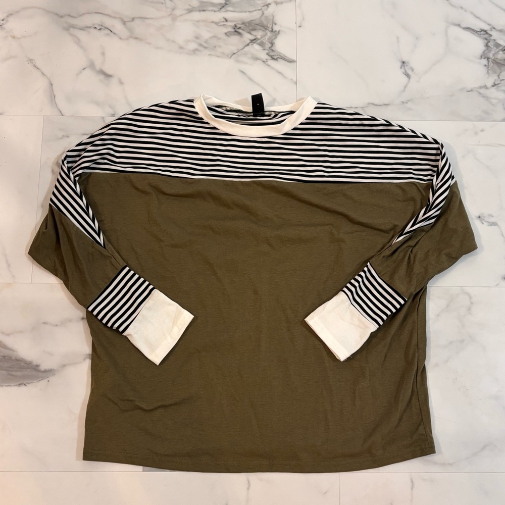 🌹Emery Rose🌹Striped Long Sleeve Shirt